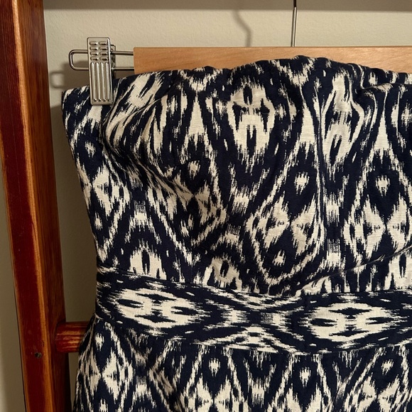 Banana Republic strapless blue & white mini dress in ikat print - Picture 4 of 7